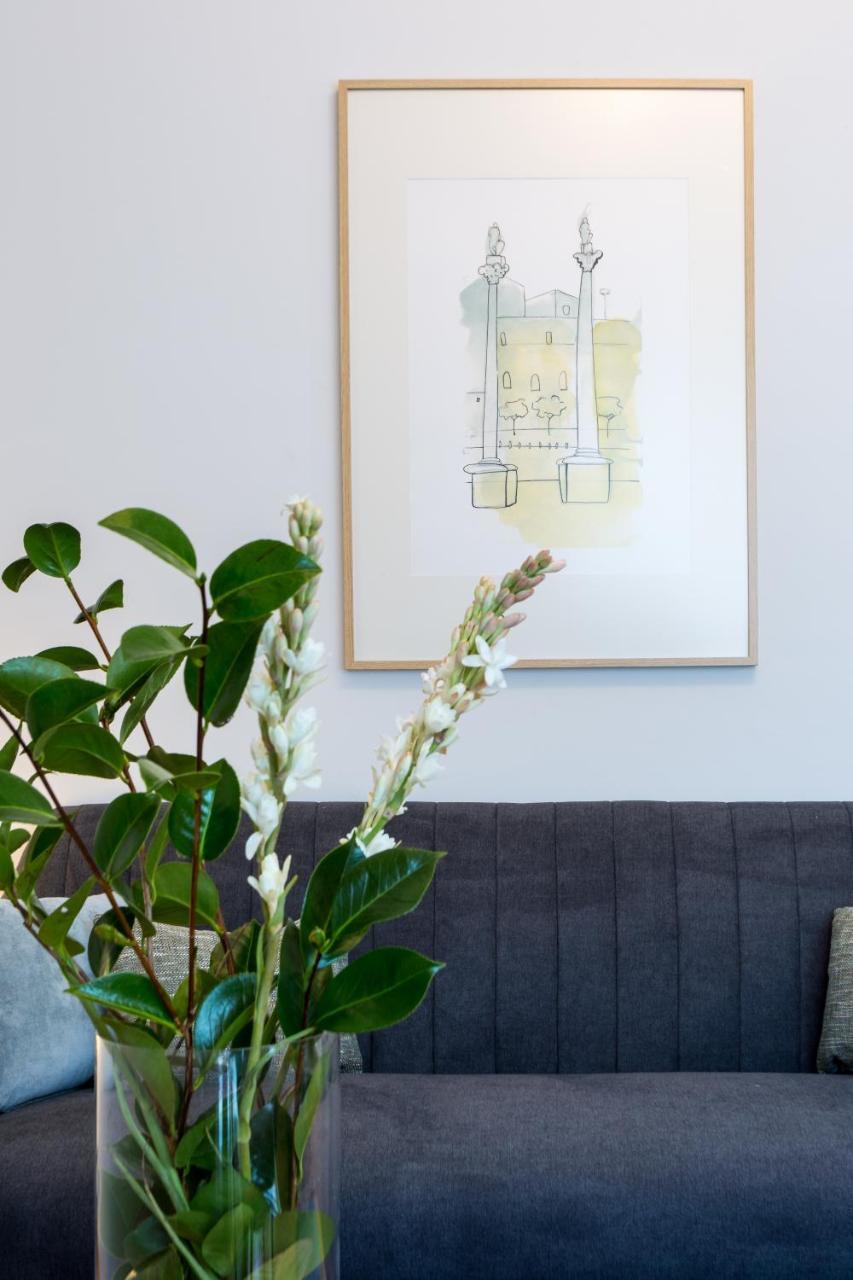 Apartamentos Rg Alameda De Hercules เซบีญา ภายนอก รูปภาพ