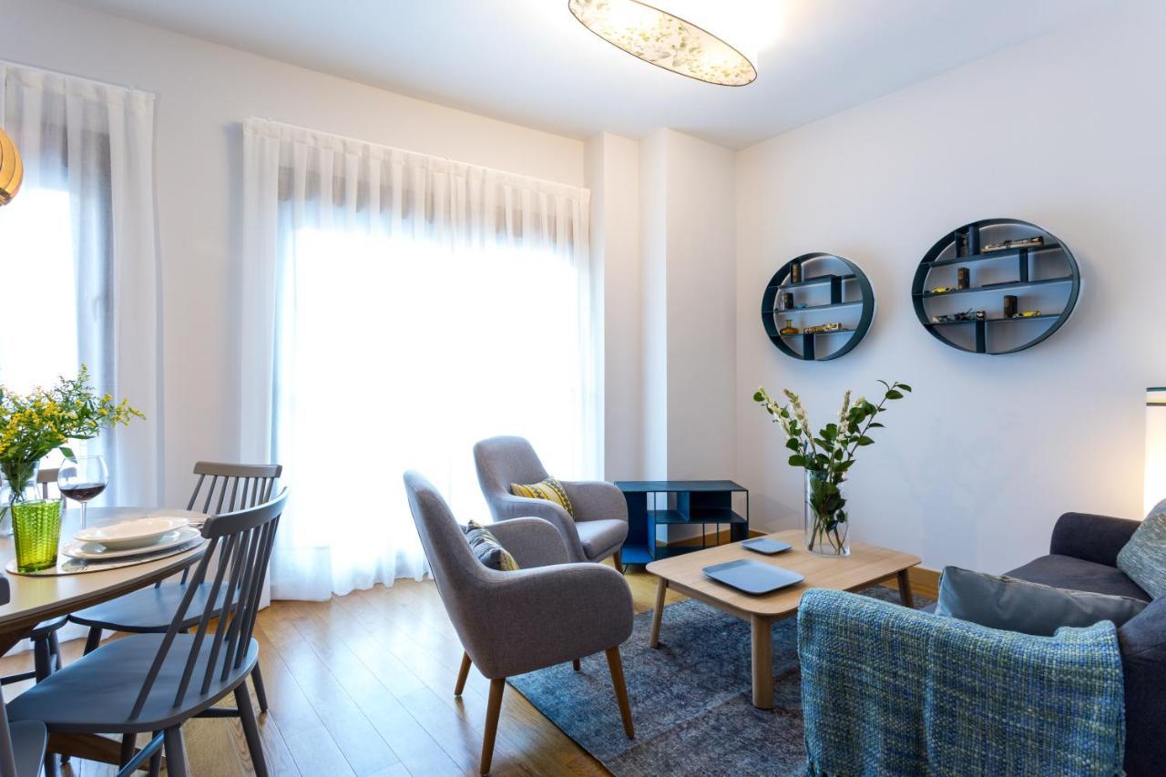Apartamentos Rg Alameda De Hercules เซบีญา ภายนอก รูปภาพ
