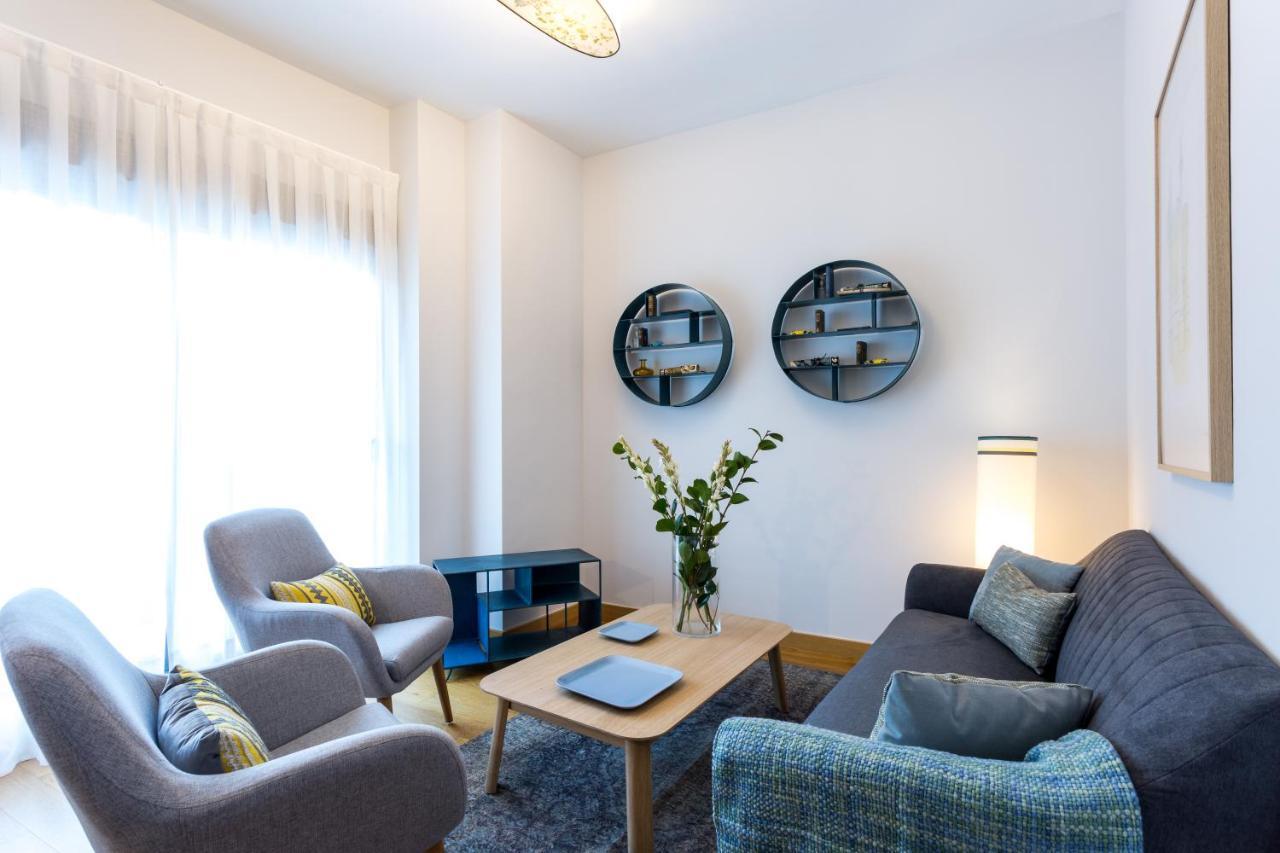 Apartamentos Rg Alameda De Hercules เซบีญา ภายนอก รูปภาพ
